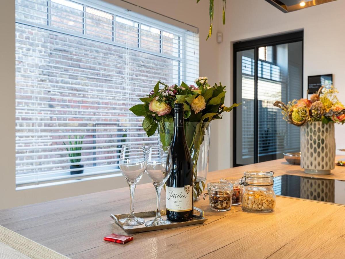 Modern Holiday Home With Garden Aardenburg Luaran gambar